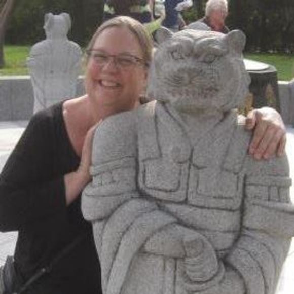 Meet your Posher, Louisa - Picture 1 of 1